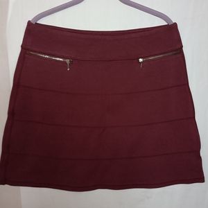 Athleta Large Pointe Knit Strata Skirt A Line 18" Cherrywood